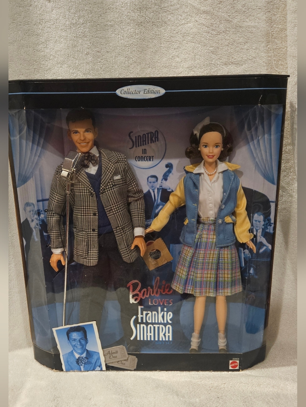 BARBIE LOVES FRANKIE SINATRA DOLL SET